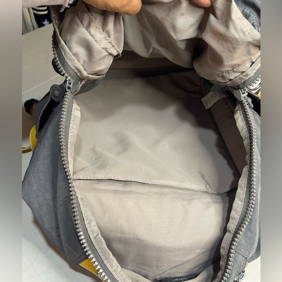 KIPLING LARGE SEOUL BACKPACK  LAPTOP GRAY AND YELLOW ACCENT TRAVEL HIKING WORK - Picture 5 of 8